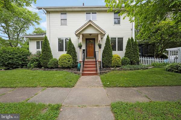 1 E 2ND ST, Palmyra, NJ 08065