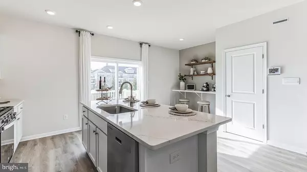 Glassboro, NJ 08028,243 MACOUN WAY