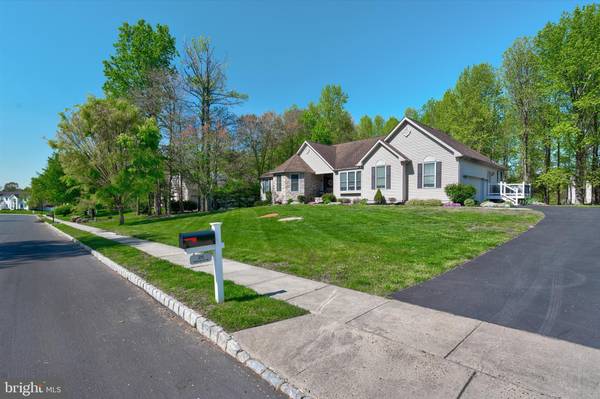 Sewell, NJ 08080,20 SKYLINE CIR