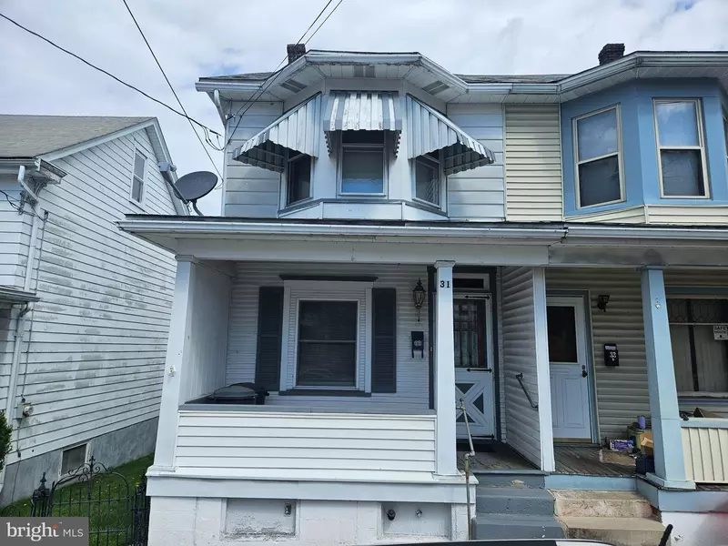 31 E HIGH ST, Coaldale, PA 18218