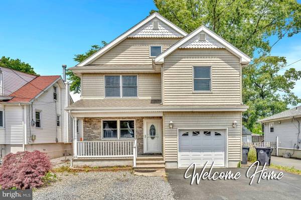 8 ADAIR DR, Brick, NJ 08723