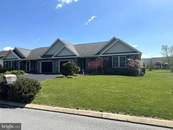 33 JASMINE DR, Reedsville, PA 17084