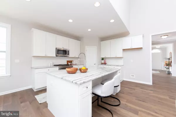 Pemberton, NJ 08068,20 WOODFIELD CIR
