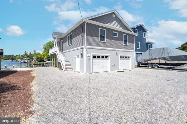 Tuckerton, NJ 08087,29 FLAX ISLE DR