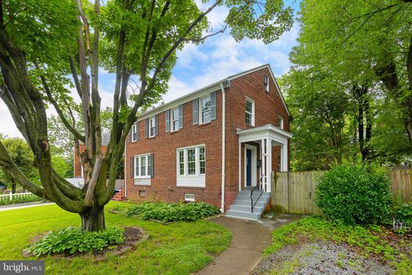 2634 S TROY ST, Arlington, VA 22206