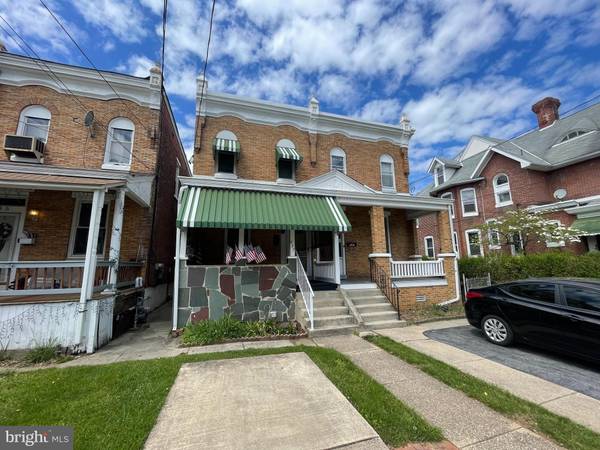 537 WALNUT ST, Royersford, PA 19468