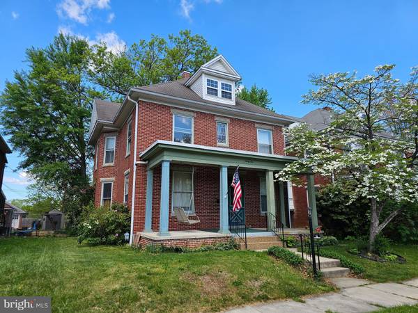 91 GLEN STREET N, Chambersburg, PA 17202