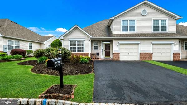 11 LADY SLIPPER LN, Langhorne, PA 19047