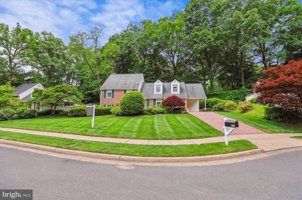 4504 LIBBEY DR, Fairfax, VA 22032