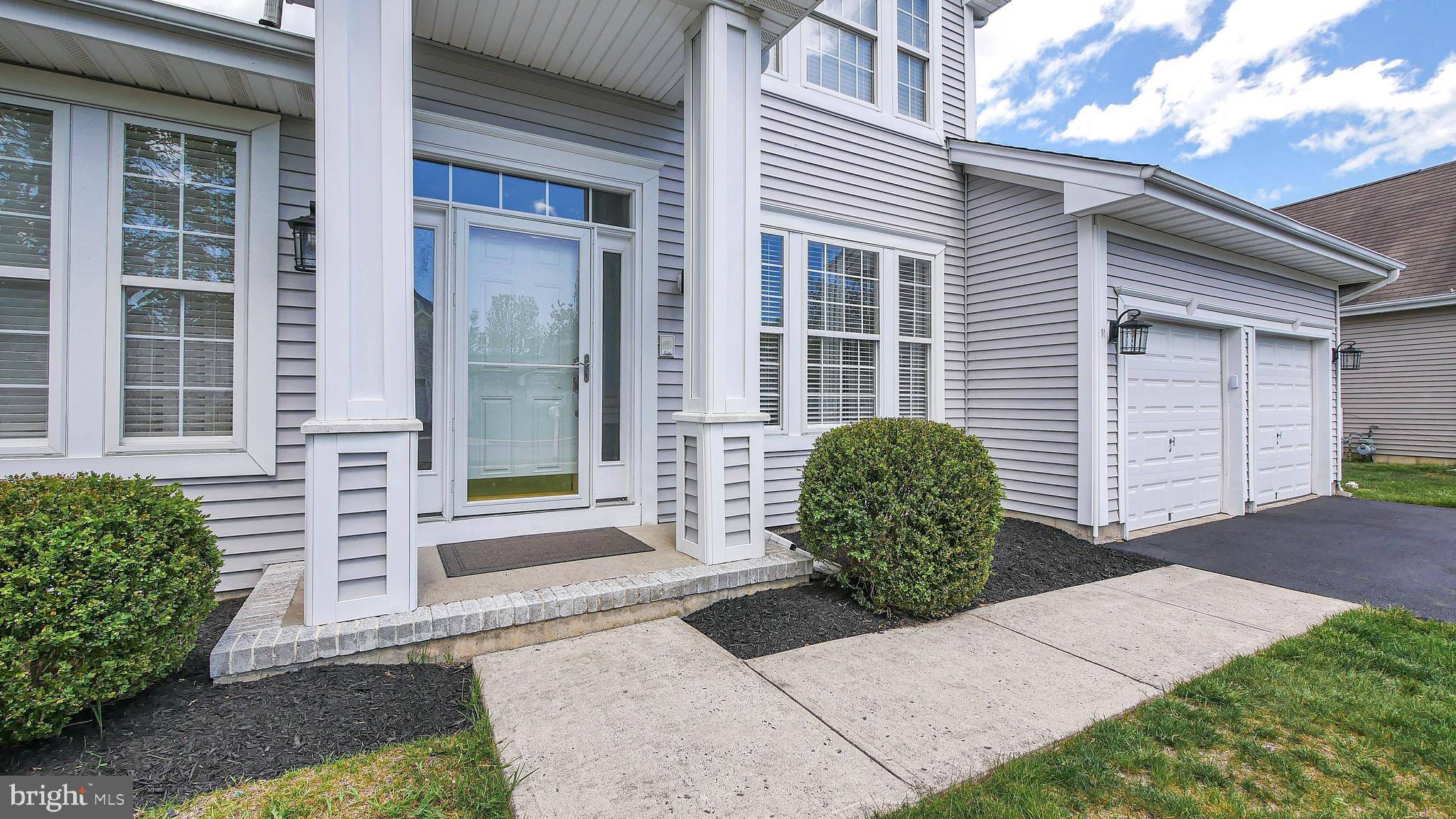 Barnegat, NJ 08005,14 SHOAL DR
