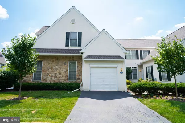 Newtown Square, PA 19073,502 WHISPERING BROOKE DR