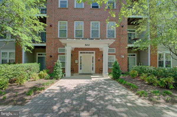 500 KING FARM BLVD #305, Rockville, MD 20850