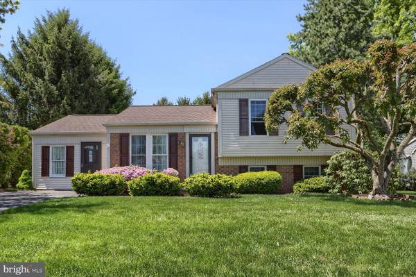 36 LILAC DR, Mechanicsburg, PA 17050