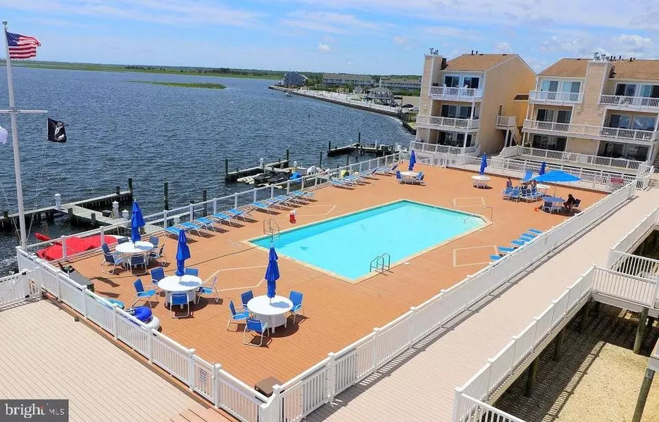 401 BAY SHORE DR #10A, Barnegat, NJ 08005