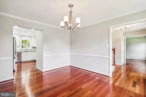 Springfield, VA 22150,7100 DUDROW CT