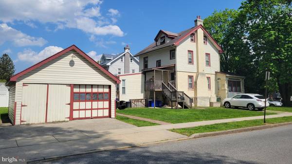 559 13TH AVE, Prospect Park, PA 19076