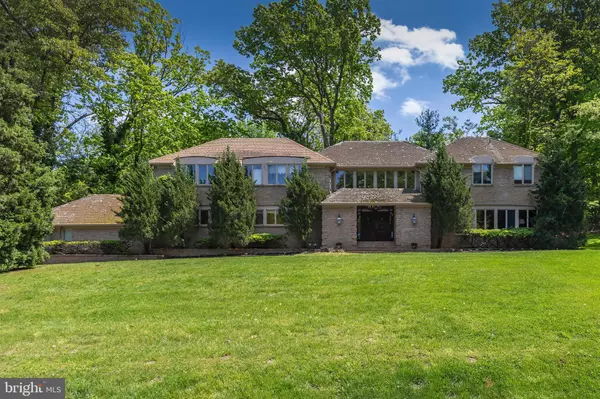 40 SPRING MILL LN, Cherry Hill, NJ 08003