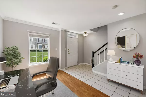 Ashburn, VA 20147,21783 JARVIS SQ