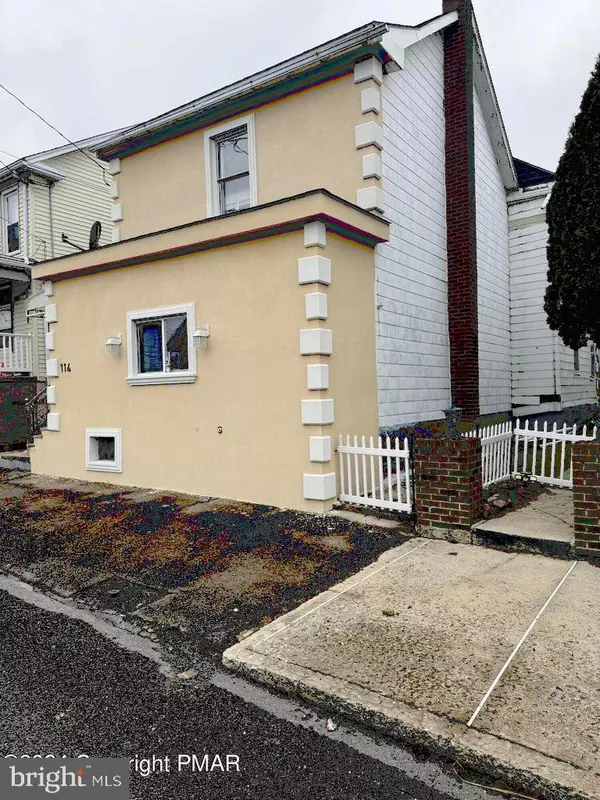 114 E LUDLOW ST, Summit Hill, PA 18250