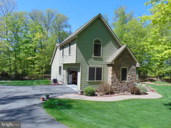 Greentown, PA 18426,111 TURKEY RUN DR