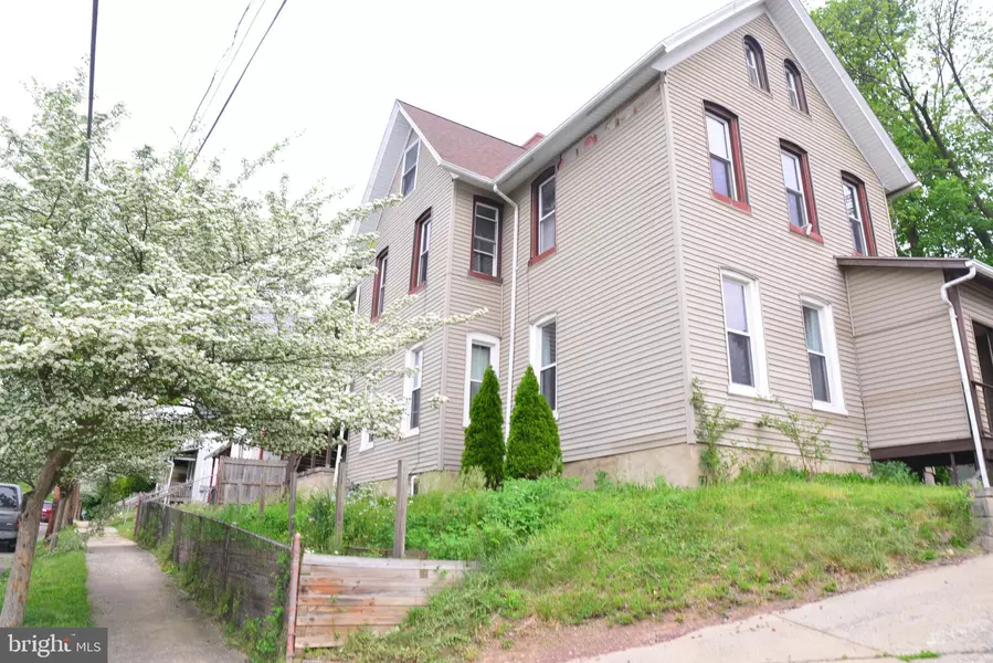 506 HIGH STREET, Williamsport, PA 17701