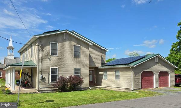 57 DAVID ST, East Waterford, PA 17021