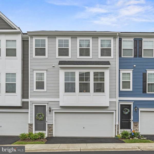 18283 SUMMIT POINTE DR, Triangle, VA 22172