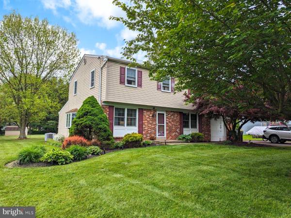 328 STURGIS RD, Harleysville, PA 19438