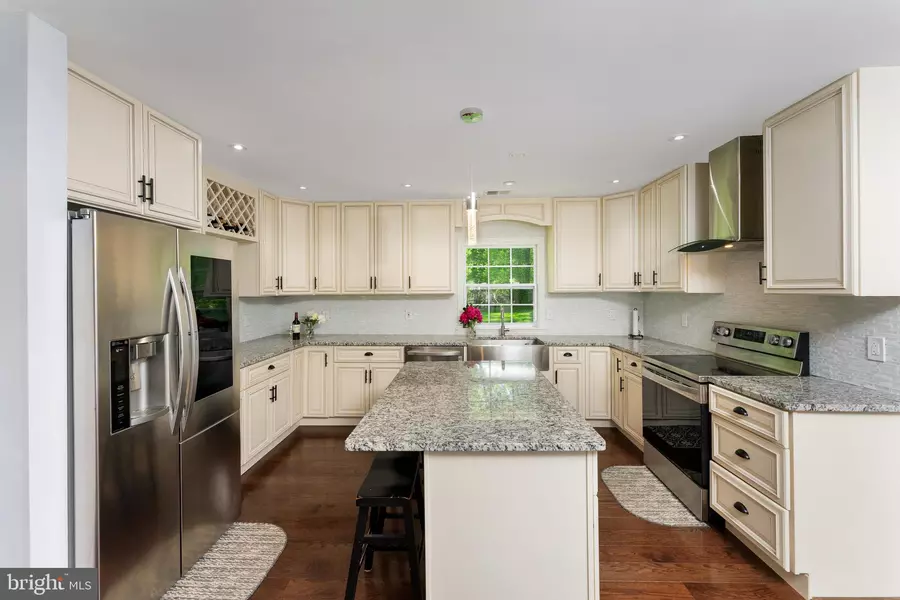 35399 HAMLIN SCHOOL LN, Middleburg, VA 20117