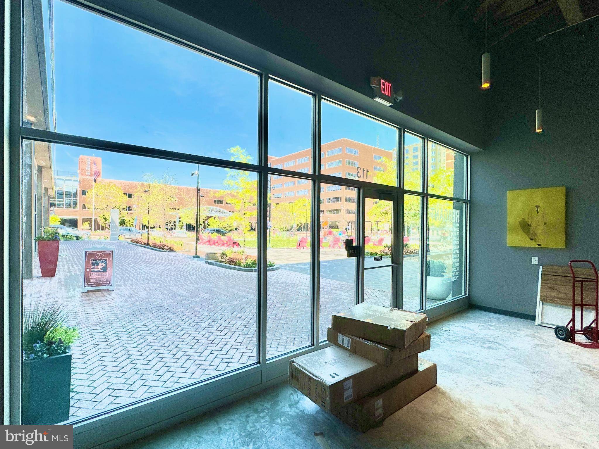 Lancaster, PA 17603,101 N QUEEN ST #113