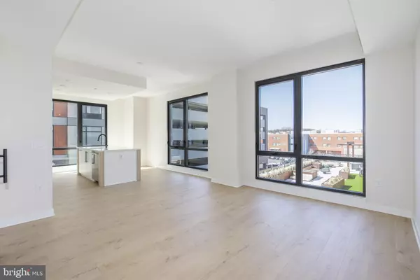 Falls Church, VA 22046,255 W. FALLS STATION BLVD #302