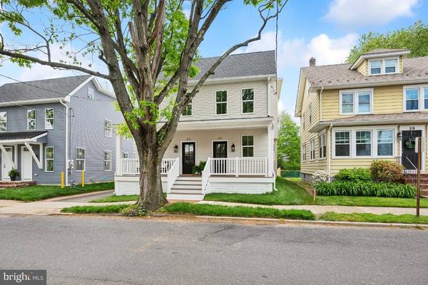 25 E 2ND ST, Moorestown, NJ 08057