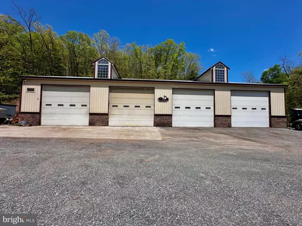 22238 SELEA HOLLOW RD, Three Springs, PA 17264