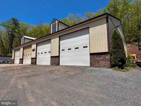 Three Springs, PA 17264,22238 SELEA HOLLOW RD