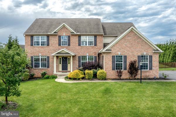 76 STONE RUN DR, Mechanicsburg, PA 17050