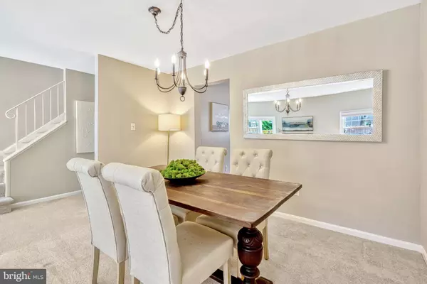 Springfield, VA 22152,6026 SWEET DALE CT