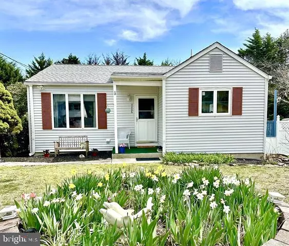 Cape May, NJ 08204,3206 HOLLY RD