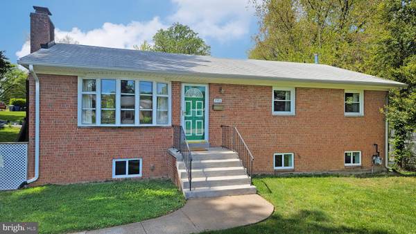 3926 HOWARD ST, Annandale, VA 22003