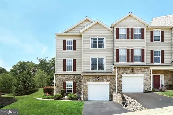 York, PA 17406,2120 MAPLE CREST BLVD #2120