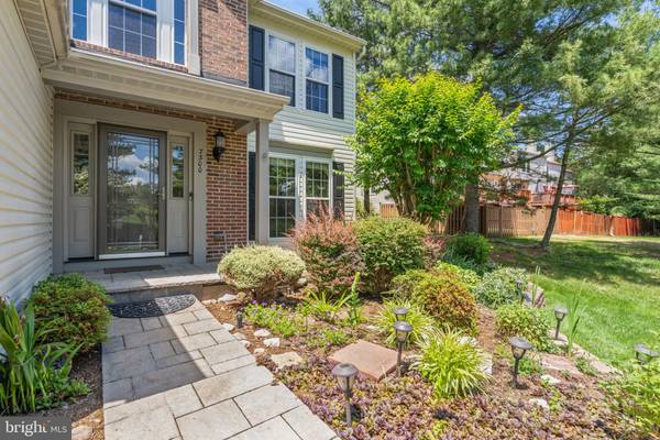 Alexandria, VA 22315,7300 HOLLYFORD LN