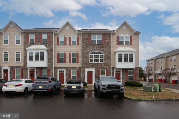 Somerdale, NJ 08083,4 TYLERS CT