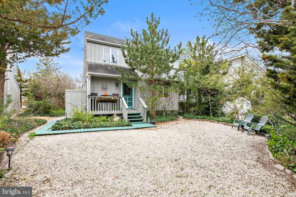 11 E 13TH ST, Barnegat Light, NJ 08006