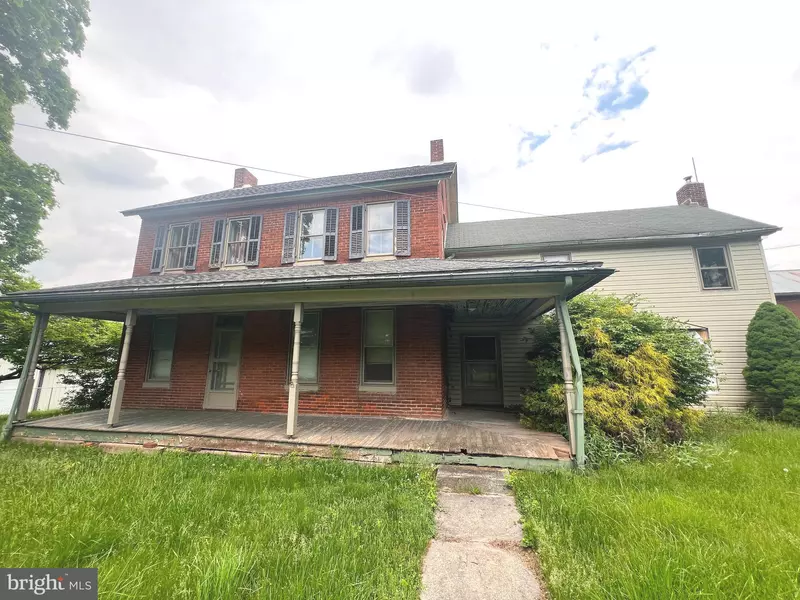 630-632 HANOVER ST, New Oxford, PA 17350