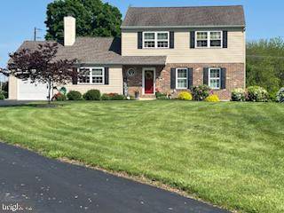 5 CARRIAGE DR, Downingtown, PA 19335