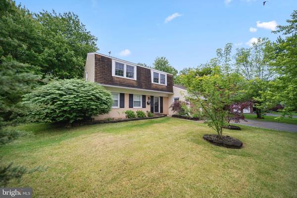 13 OVERINGTON AVE, Marlton, NJ 08053