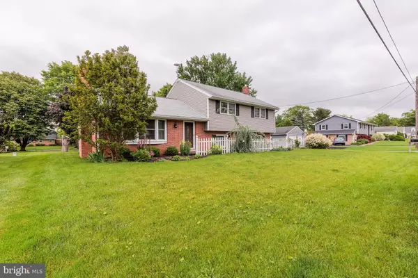 Leola, PA 17540,63 ROSE AVE