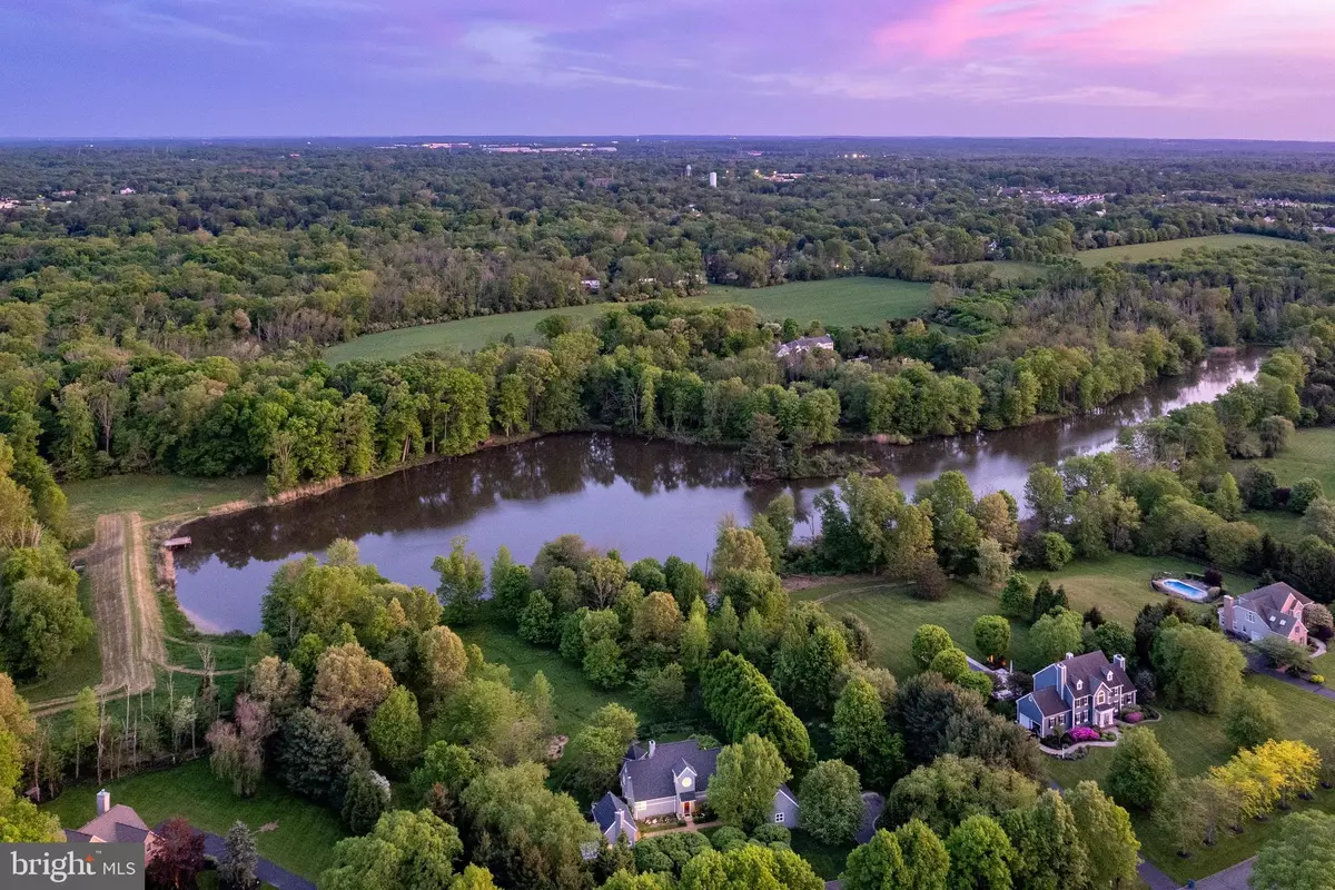 Pennington, NJ 08534,4 LAKE BALDWIN DR