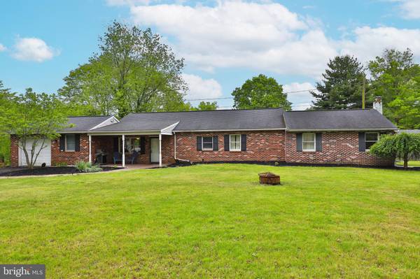 1315 DEER RUN RD, Hatfield, PA 19440