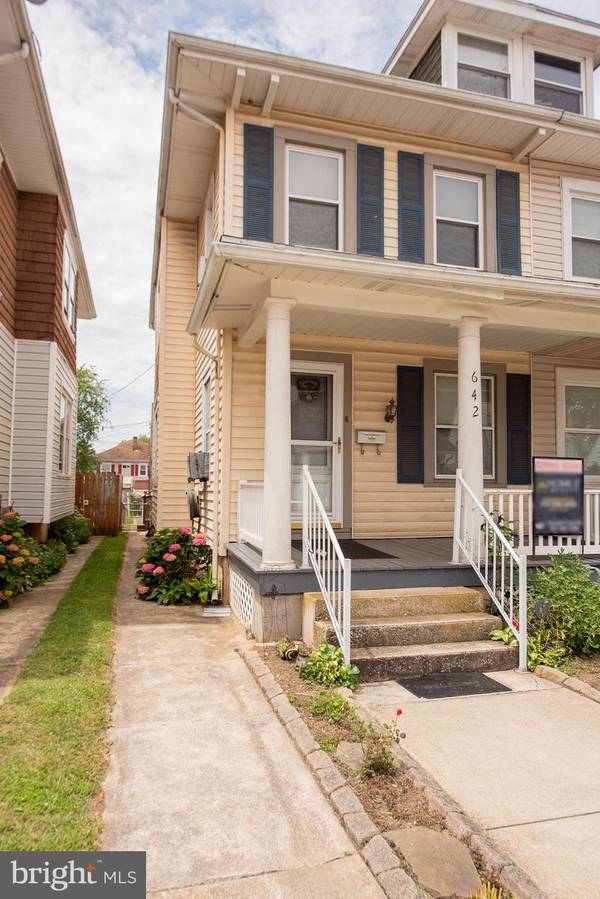 York, PA 17403,642 DALLAS ST