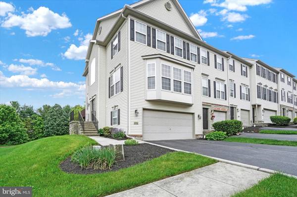 2712 HUNT CLUB DR,  York,  PA 17402